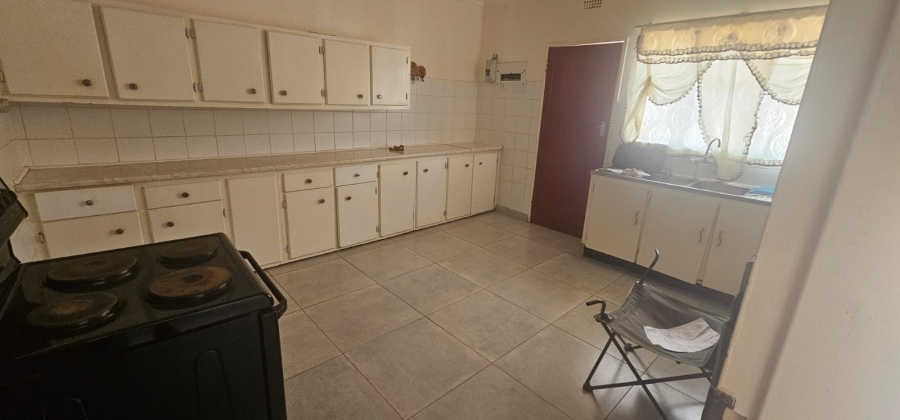 To Let 3 Bedroom Property for Rent in Safari Gardens North West